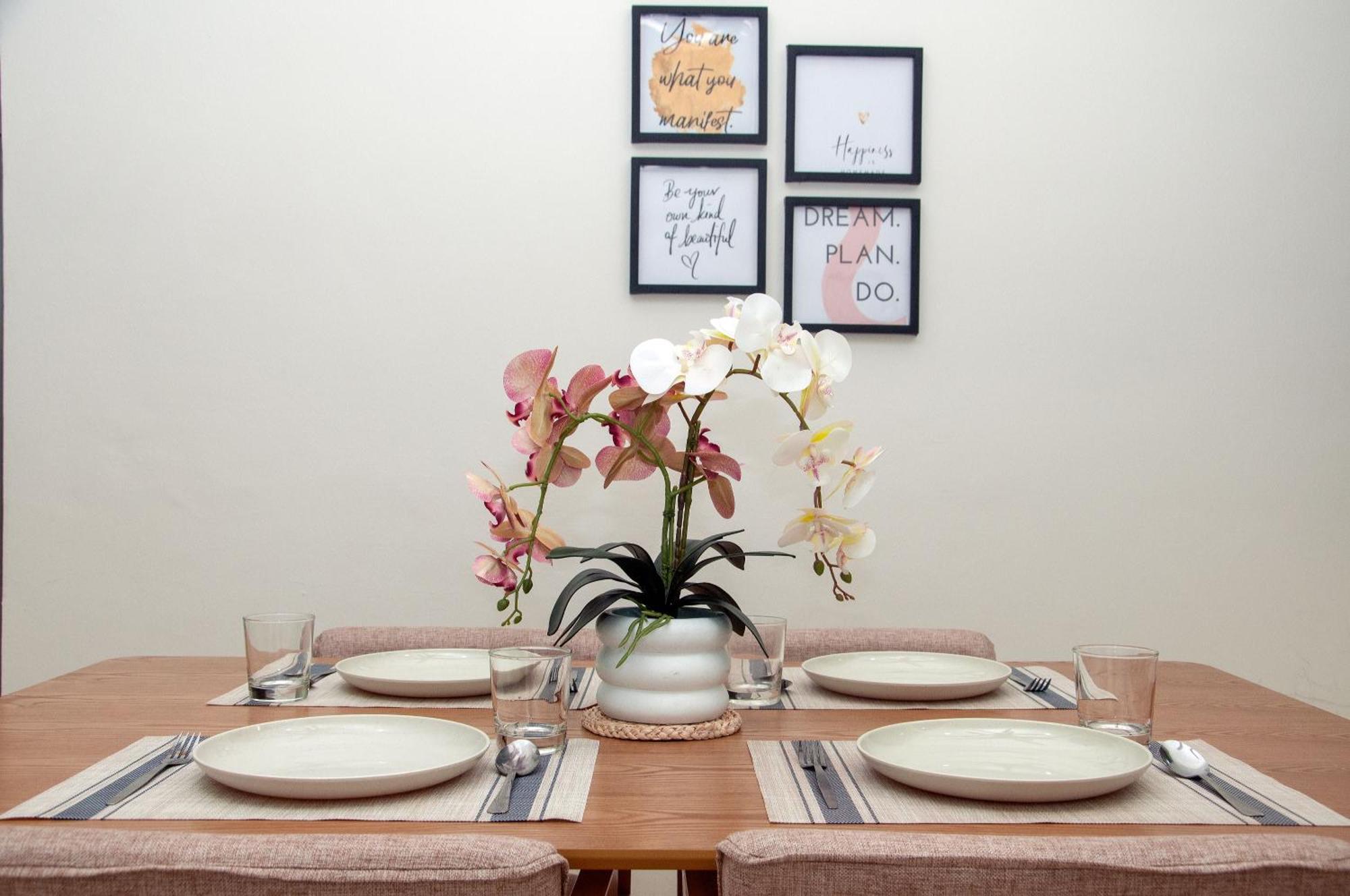 Five H Family Service Apartment Seri Kembangan Dış mekan fotoğraf
